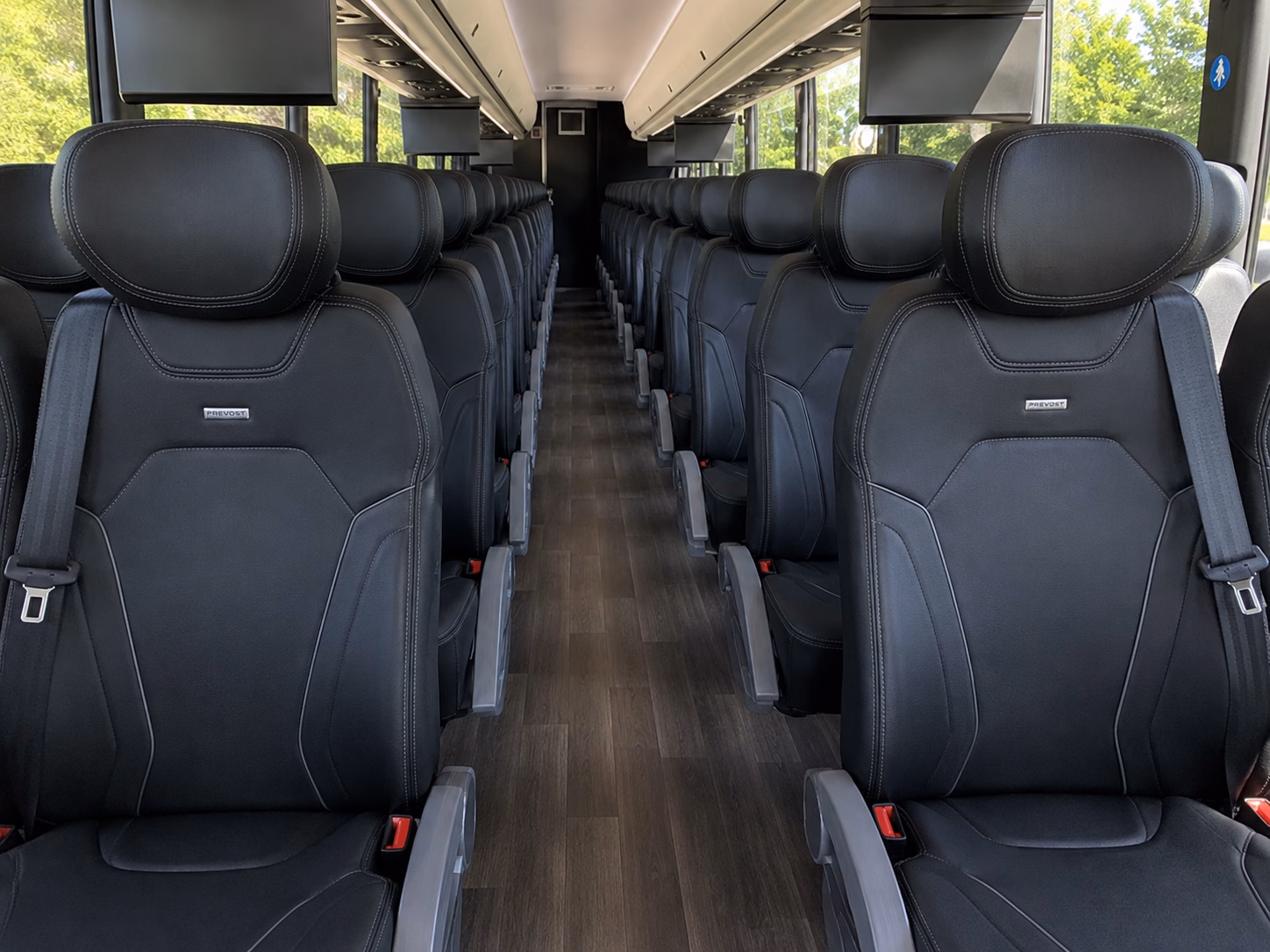 bus rentals to duchman family winery bending branch and the driftwood corridor
