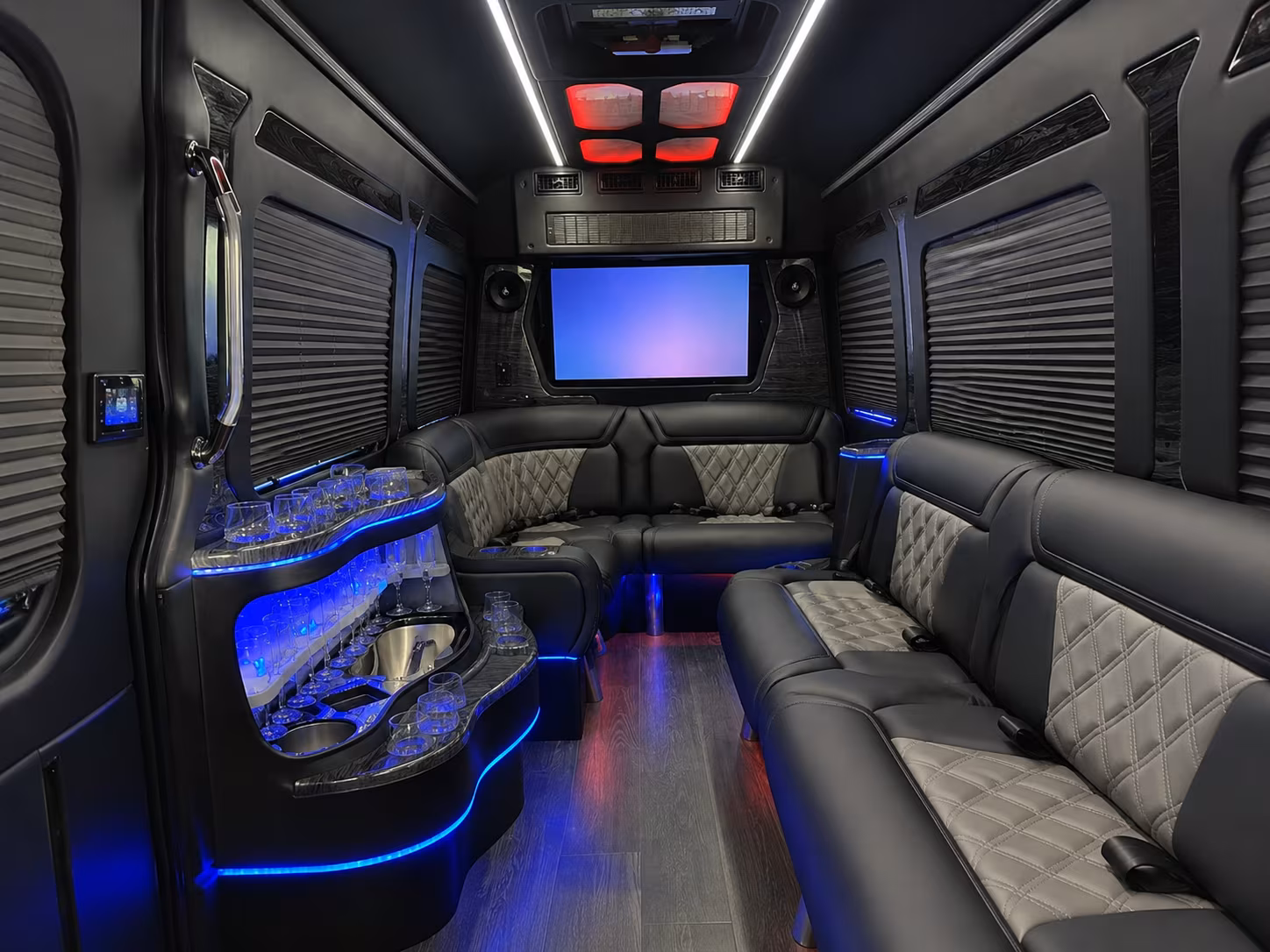 convention and conference shuttle buses during fiesta and major san antonio events