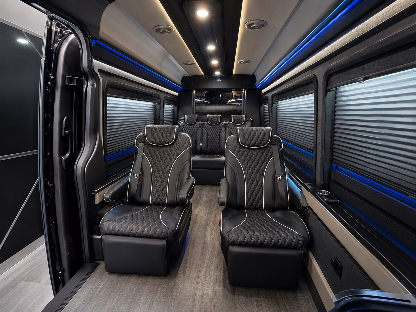 convention and conference shuttles to the henry b gonzalez convention center