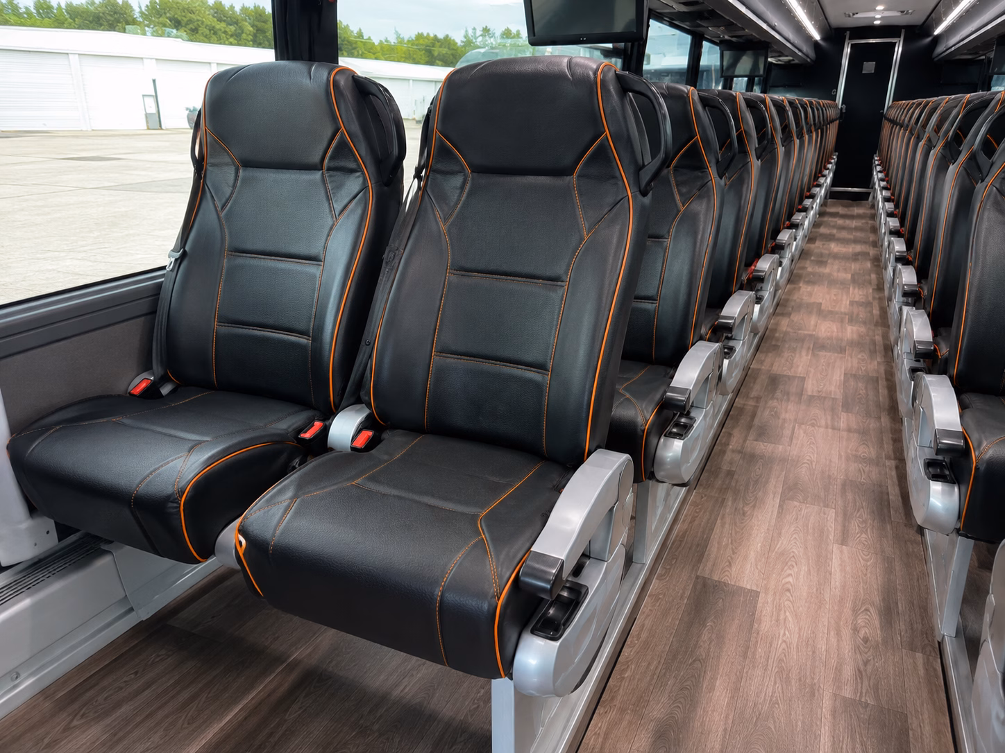 wedding guest buses to la cantera and hyatt hill country resort